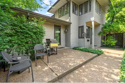 149 N Hanley Road, University City, MO 63105 - Photo 1