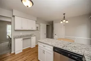 349 Nantucket Dr, Ballwin, MO 63011 - Photo 15