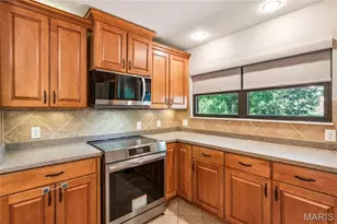 3161 Donnycave Ln, Maryland Heights, MO 63043 - Photo 27