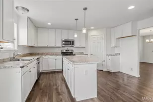 351 Timber Valley Trail, Fenton, MO 63026 - Photo 9