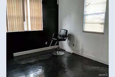 1735 S New Florissant Road, Florissant, MO 63031 - Photo 11