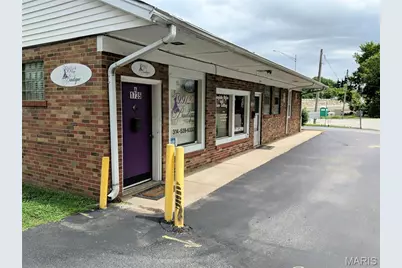 1735 S New Florissant Road, Florissant, MO 63031 - Photo 23
