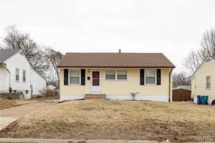 337 Lancashire Rd, Saint Louis, MO 63137 - Photo 1