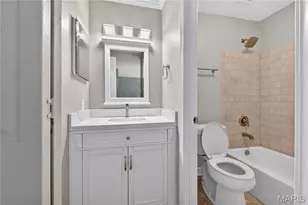 632 Coeur de Royale Dr, Creve Coeur, MO 63141 - Photo 11