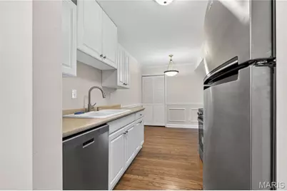 632 Coeur De Royale Drive #B, Creve Coeur, MO 63141 - Photo 7