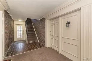 10315 Forest Brook Ln, Saint Louis, MO 63146 - Photo 3
