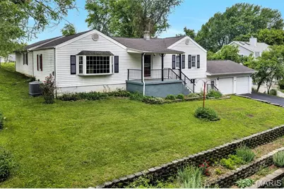 10640 Clarendon Avenue, Saint Louis, MO 63114 - Photo 3
