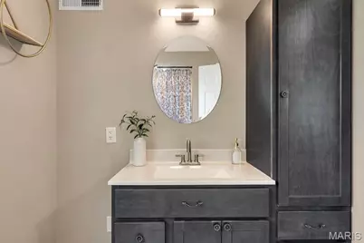 10640 Clarendon Avenue, Saint Louis, MO 63114 - Photo 21