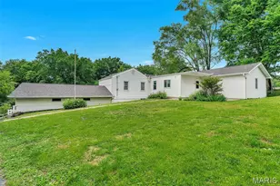 10640 Clarendon Ave, Saint Louis, MO 63114 - Photo 33