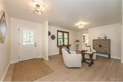 1903 Farm Valley Drive, Chesterfield, MO 63017 - Photo 5