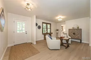 1903 Farm Valley Dr, Chesterfield, MO 63017 - Photo 5