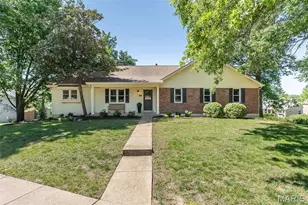 1903 Farm Valley Dr, Chesterfield, MO 63017 - Photo 1