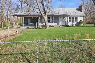 9533 Berry Rd, Bonne Terre, MO 63628 - Photo 1