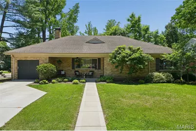 446 Hampshire Court, Webster Groves, MO 63119 - Photo 1