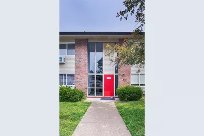 9920 Bunker Hill Drive #E, Saint Louis, MO 63123 - Photo 3