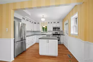 1439 S Elm Ave, Webster Groves, MO 63119 - Photo 7
