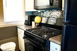 7221 Balson Ave, University City, MO 63130 - Photo 17