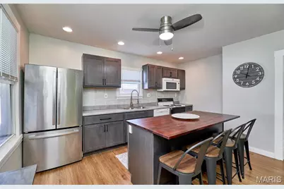 8615 Mackenzie Road, Saint Louis, MO 63123 - Photo 3