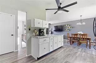 306 Old Schaeffer Ln, O'Fallon, MO 63366 - Photo 11