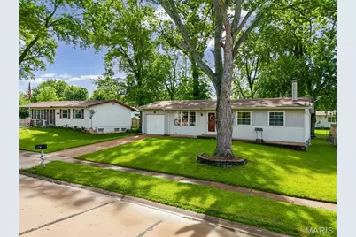 2558 Carousel Court, Florissant, MO 63031 - Photo 45