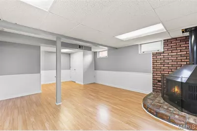 2558 Carousel Court, Florissant, MO 63031 - Photo 5