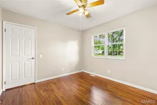 2558 Carousel Ct, Florissant, MO 63031 - Photo 29