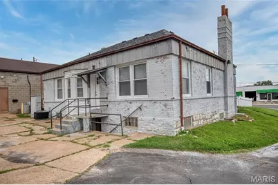 8910 Gravois Road, Affton, MO 63123 - Photo 13