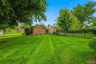 409 Mayfair Dr, Ballwin, MO 63011 - Photo 55