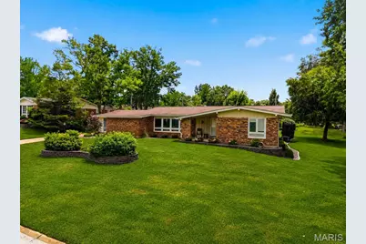 409 Mayfair Drive, Ballwin, MO 63011 - Photo 43