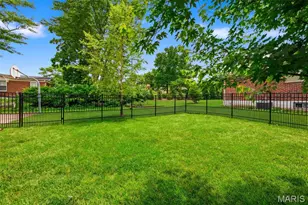 409 Mayfair Dr, Ballwin, MO 63011 - Photo 49