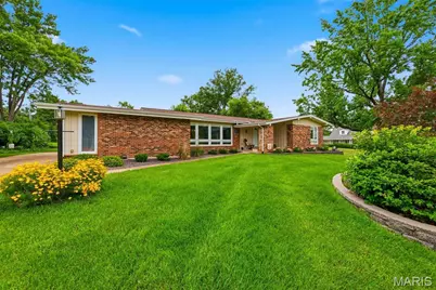 409 Mayfair Drive, Ballwin, MO 63011 - Photo 65