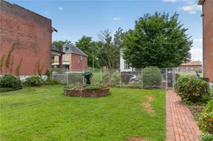 1392 Burd Ave, Saint Louis, MO 63112 - Photo 25