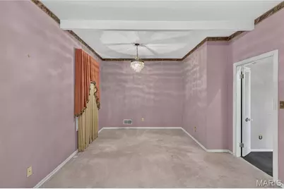 1392 Burd Avenue, Saint Louis, MO 63112 - Photo 15