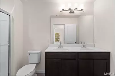 12224 Louiselle Park Drive, Maryland Heights, MO 63043 - Photo 23