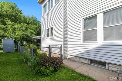 717 Clark Street, Saint Charles, MO 63301 - Photo 35