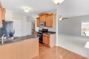 400 Willott Square Dr, Saint Peters, MO 63376 - Photo 7