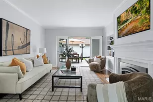 7401 Oxford Dr, Saint Louis, MO 63105 - Photo 9