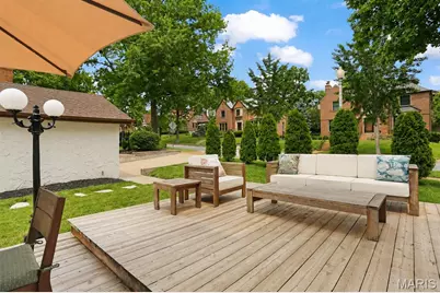 7401 Oxford Drive, Saint Louis, MO 63105 - Photo 39