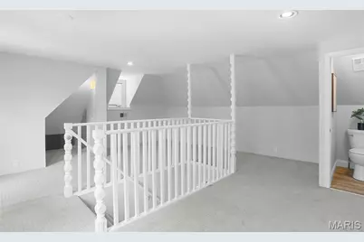 7401 Oxford Drive, Saint Louis, MO 63105 - Photo 31