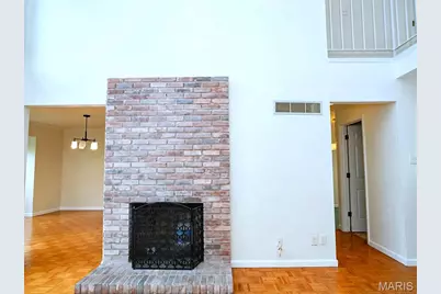 1003 Nobleman Drive, Creve Coeur, MO 63146 - Photo 7