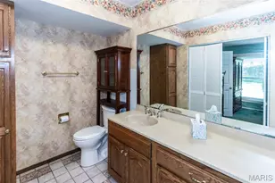 1204 Hobson Dr, Ferguson, MO 63135 - Photo 23