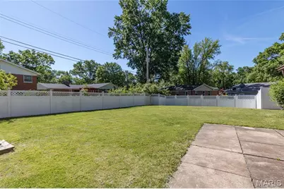 1204 Hobson Drive, Ferguson, MO 63135 - Photo 33