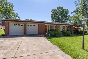 1204 Hobson Dr, Ferguson, MO 63135 - Photo 1