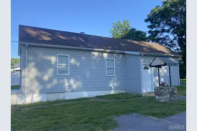 225 E Arlee Avenue, Saint Louis, MO 63125 - Photo 1
