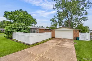 710 Peace Haven Dr, Saint Louis, MO 63125 - Photo 5