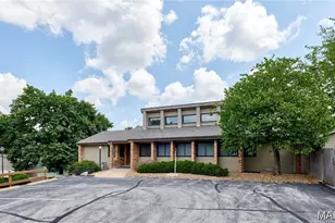 1755 Robin Knl Ct, Saint Louis, MO 63146 - Photo 29