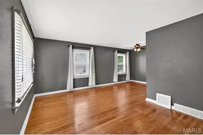 6009 Staely Avenue, Saint Louis, MO 63123 - Photo 7