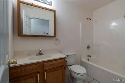 1383 Oakridge Estates Drive, Saint Clair, MO 63077 - Photo 17