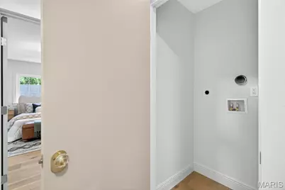 6963 Sutherland Avenue, Saint Louis, MO 63109 - Photo 37