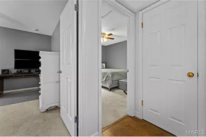 9125 N Swan Circle, Brentwood, MO 63144 - Photo 19